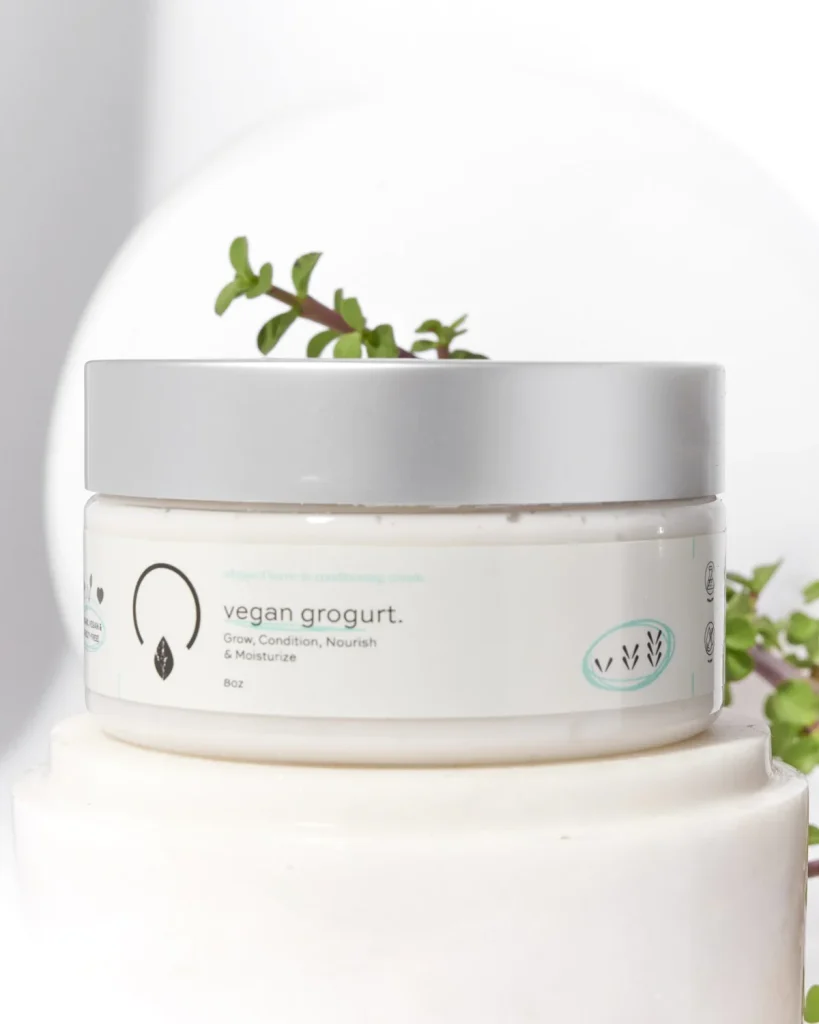 VEGAN GROGURT — MIT CHEBE & SCHWARZKÜMMEL ÖL
